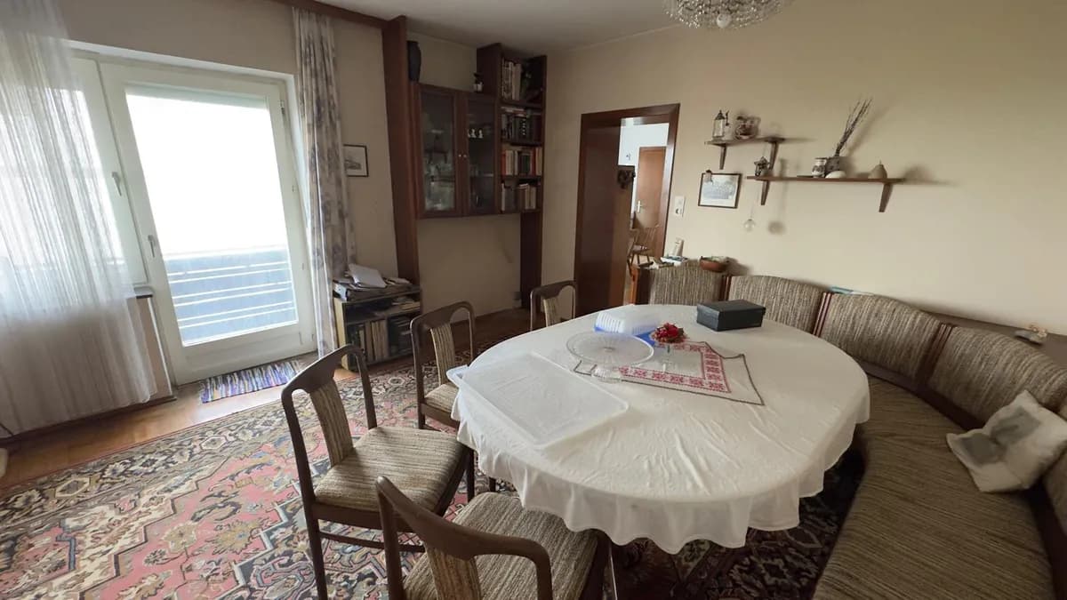 5-Zimmer-Haus kaufen in Vöcklabruck – 157 m², € 240.000 – Bild 8 von 13