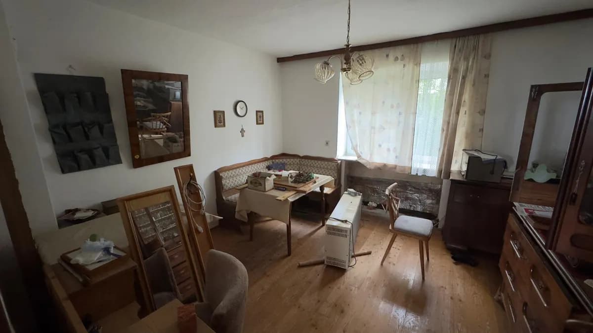 5-Zimmer-Haus kaufen in Vöcklabruck – 157 m², € 240.000 – Bild 10 von 13