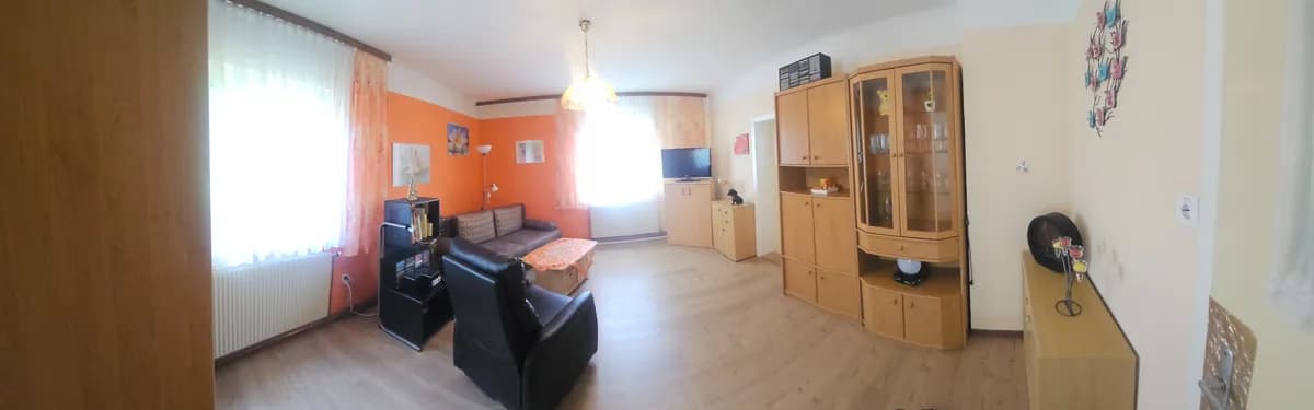 2-Zimmer-Wohnung kaufen in Waidhofen an der Thaya – 72 m², € 67.500 – Bild 2 von 27
