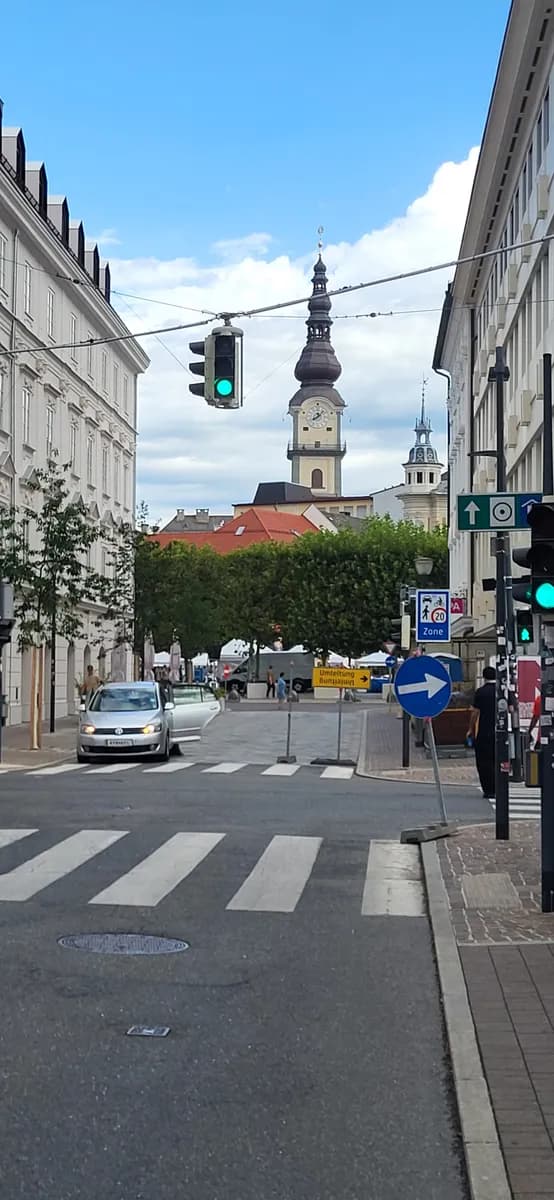 2-Zimmer-Wohnung mieten in Klagenfurt – 49 m², € 879 – Bild 1 von 27