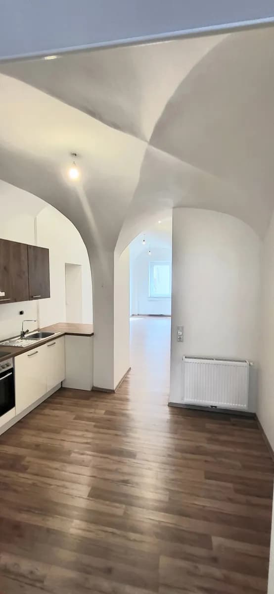 2-Zimmer-Wohnung mieten in Klagenfurt – 49 m², € 879 – Bild 3 von 27