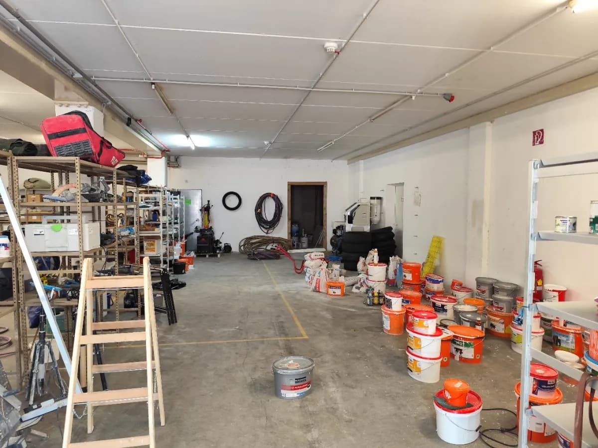 Gewerbeimmobilie mieten in Schwaz – 262 m², € 6 – Bild 2 von 8