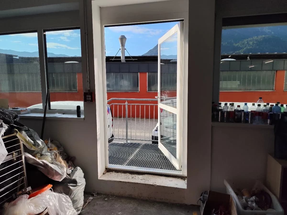 Gewerbeimmobilie mieten in Schwaz – 262 m², € 6 – Bild 8 von 8
