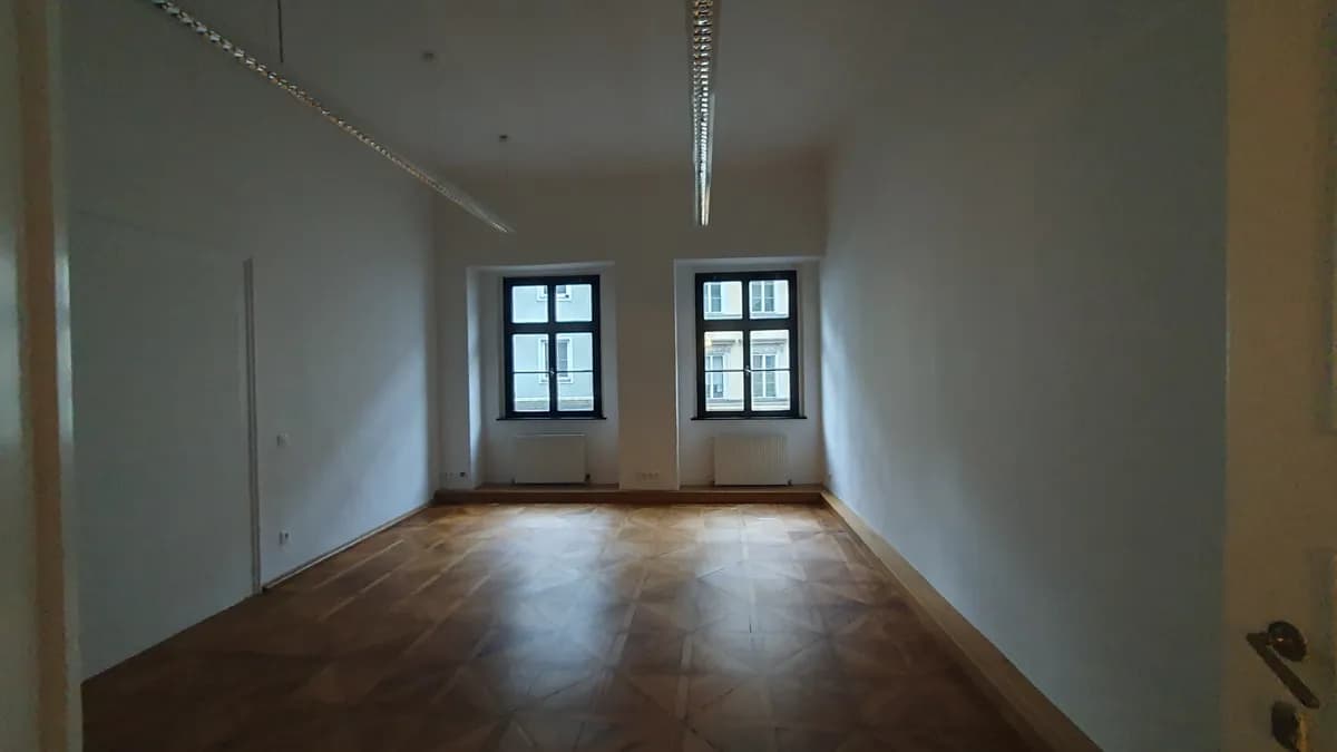 2-Zimmer-Wohnung mieten in Linz – 81 m², € 908 – Bild 3 von 16