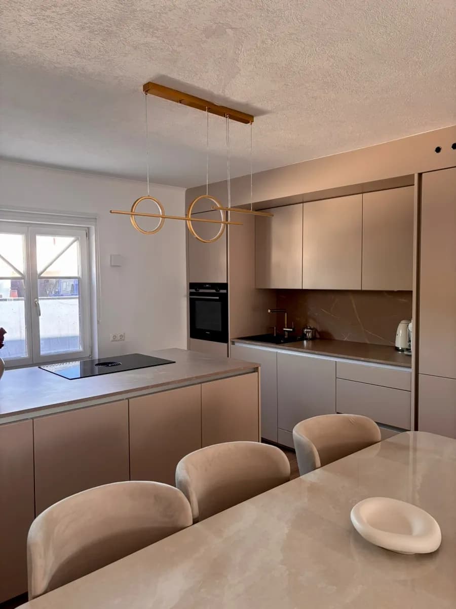 4-Zimmer-Wohnung mieten in Gmunden – 105 m², € 1.200 – Bild 1 von 14