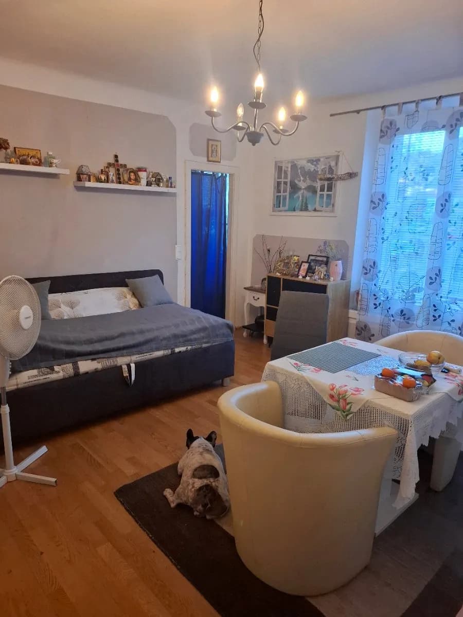 2-Zimmer-Wohnung mieten in Wien – 42 m², € 465 – Bild 1 von 17