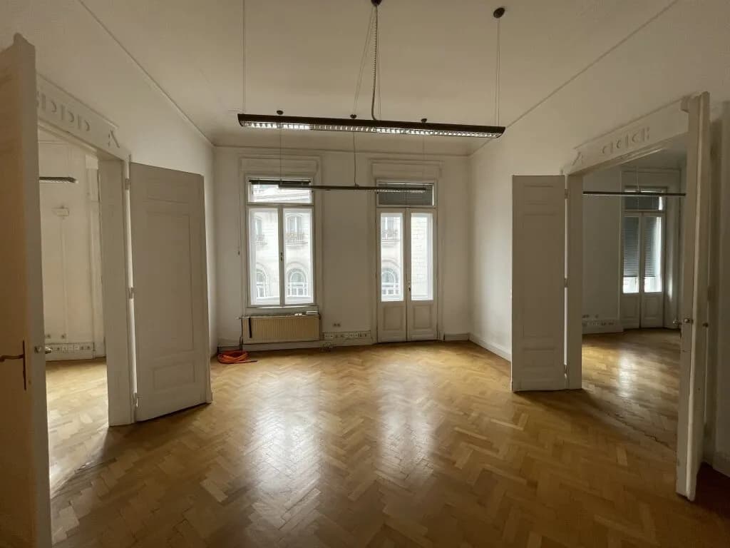 8-Zimmer-Gewerbeimmobilie mieten in Wien – 303 m², € 8.269 – Bild 2 von 11