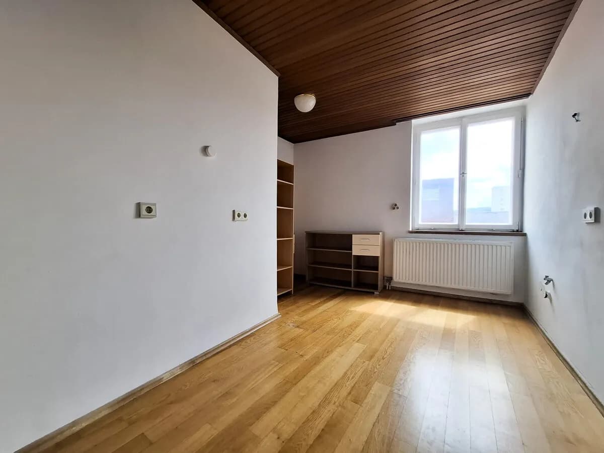 5-Zimmer-Wohnung mieten in Steyr – 146 m², € 1.080 – Bild 12 von 17