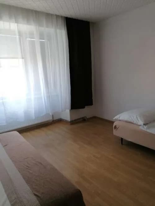 4-Zimmer-Wohnung mieten in Mistelbach – 140 m², € 1.150 – Bild 6 von 19