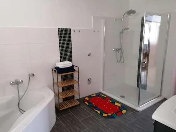 4-Zimmer-Wohnung mieten in Mistelbach – 140 m², € 1.150 – Bild 15 von 19