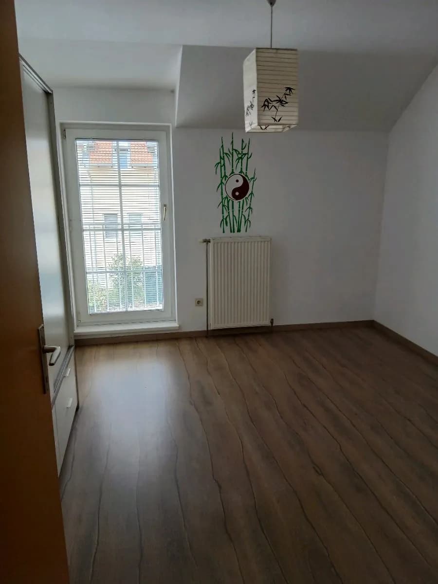 3-Zimmer-Wohnung mieten in Neunkirchen – 75 m², € 530 – Bild 7 von 13