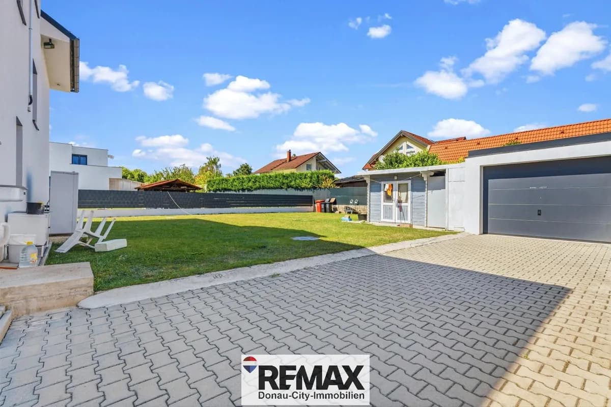 6-Zimmer-Haus kaufen in Bruck an der Leitha – 206 m², € 949.000 – Bild 3 von 27