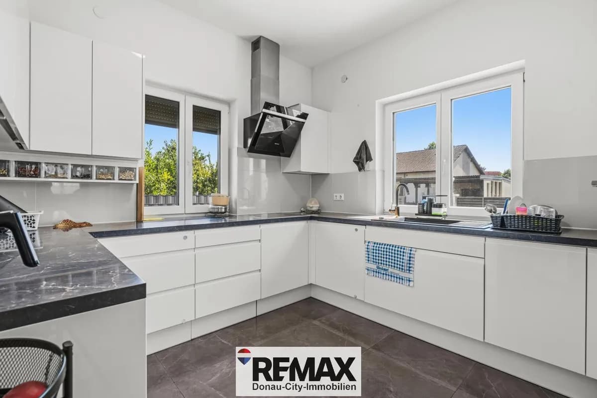 6-Zimmer-Haus kaufen in Bruck an der Leitha – 206 m², € 949.000 – Bild 9 von 27