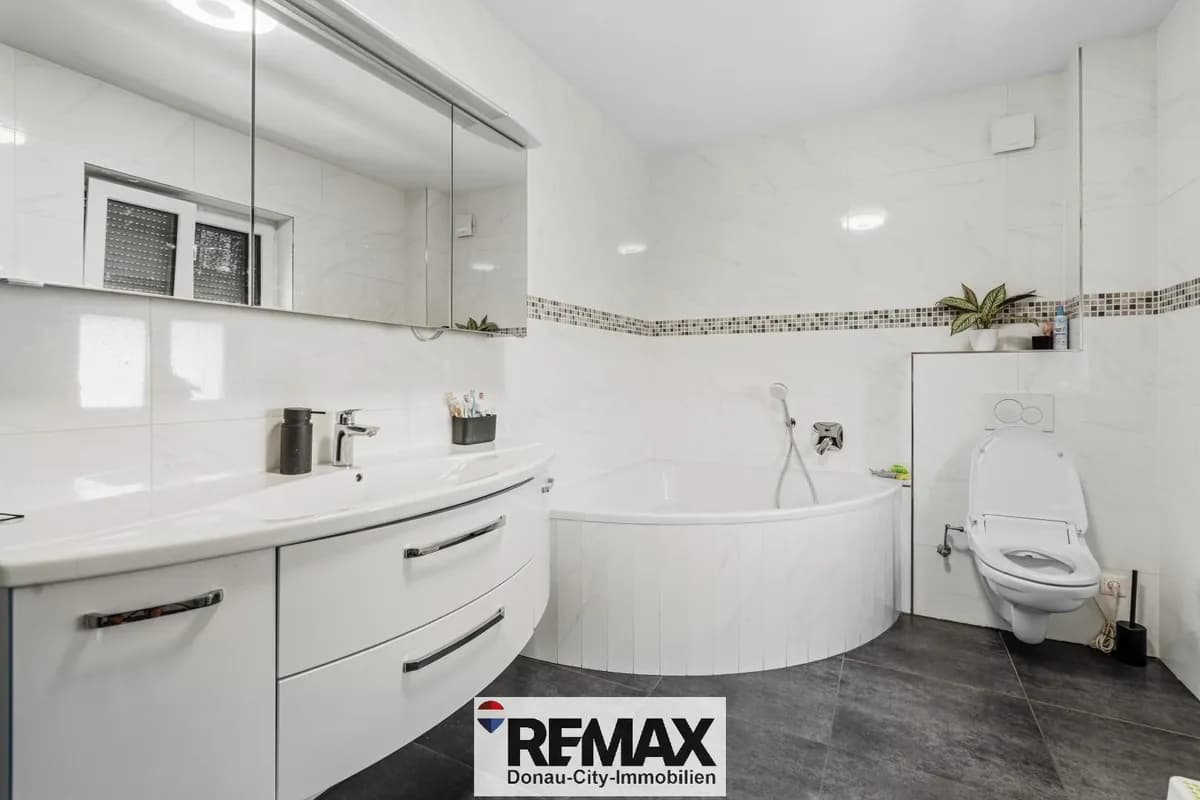 6-Zimmer-Haus kaufen in Bruck an der Leitha – 206 m², € 949.000 – Bild 19 von 27