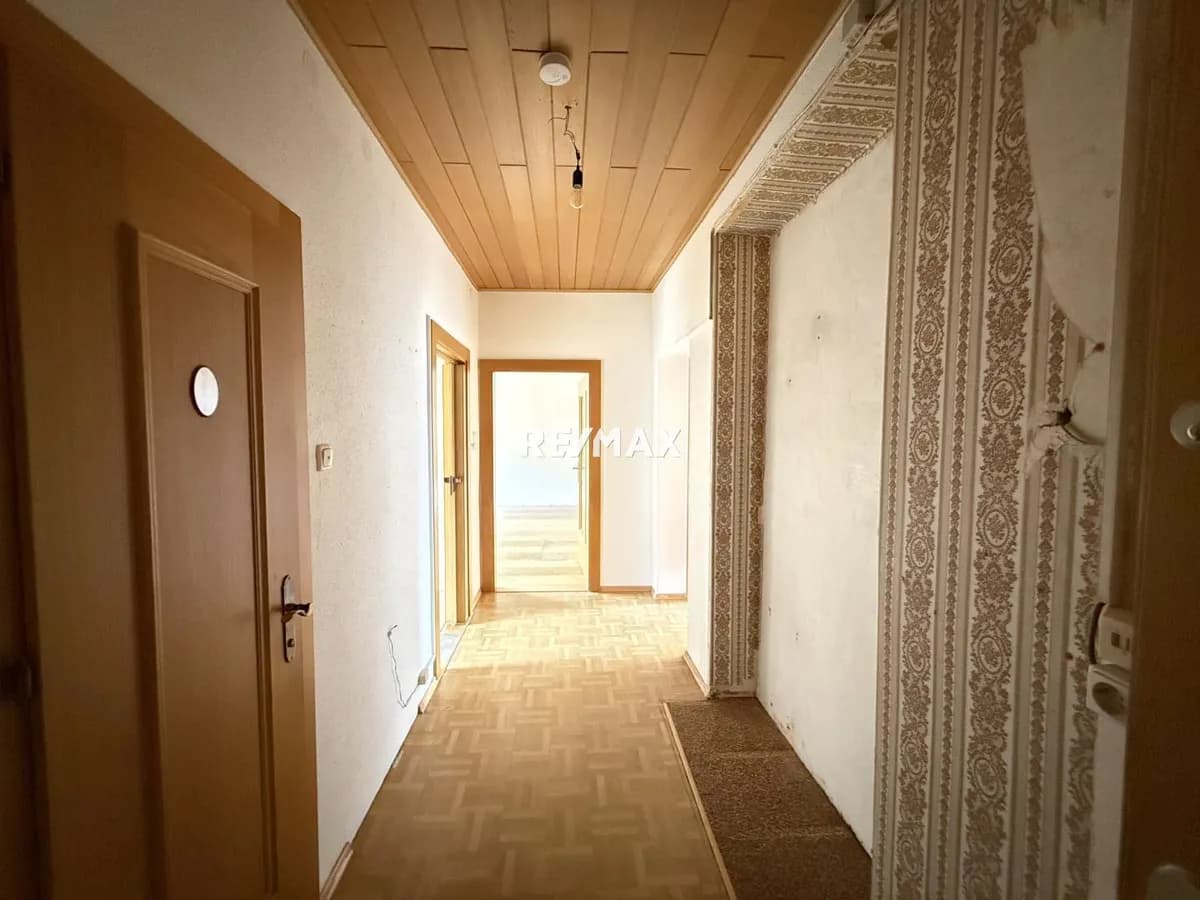 3-Zimmer-Wohnung kaufen in Lienz – 71,07 m², € 119.900 – Bild 2 von 8