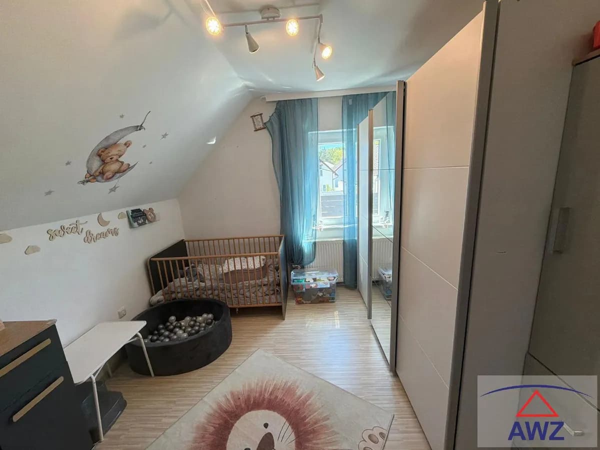10-Zimmer-Haus kaufen in Vöcklabruck – 200 m² – Bild 4 von 7