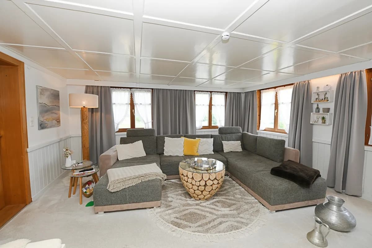 8-Zimmer-Wohnung mieten in Bregenz – 200 m², € 1.550 – Bild 4 von 34