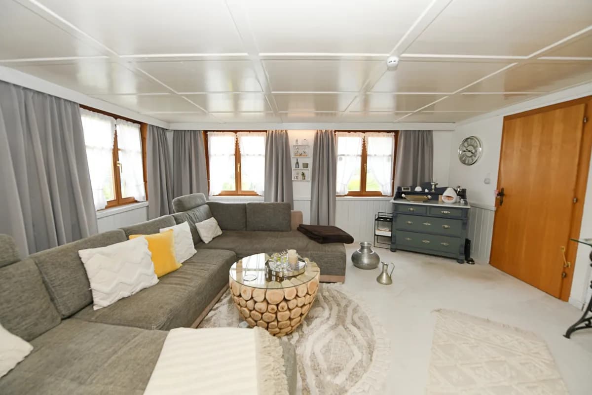 8-Zimmer-Wohnung mieten in Bregenz – 200 m², € 1.550 – Bild 5 von 34
