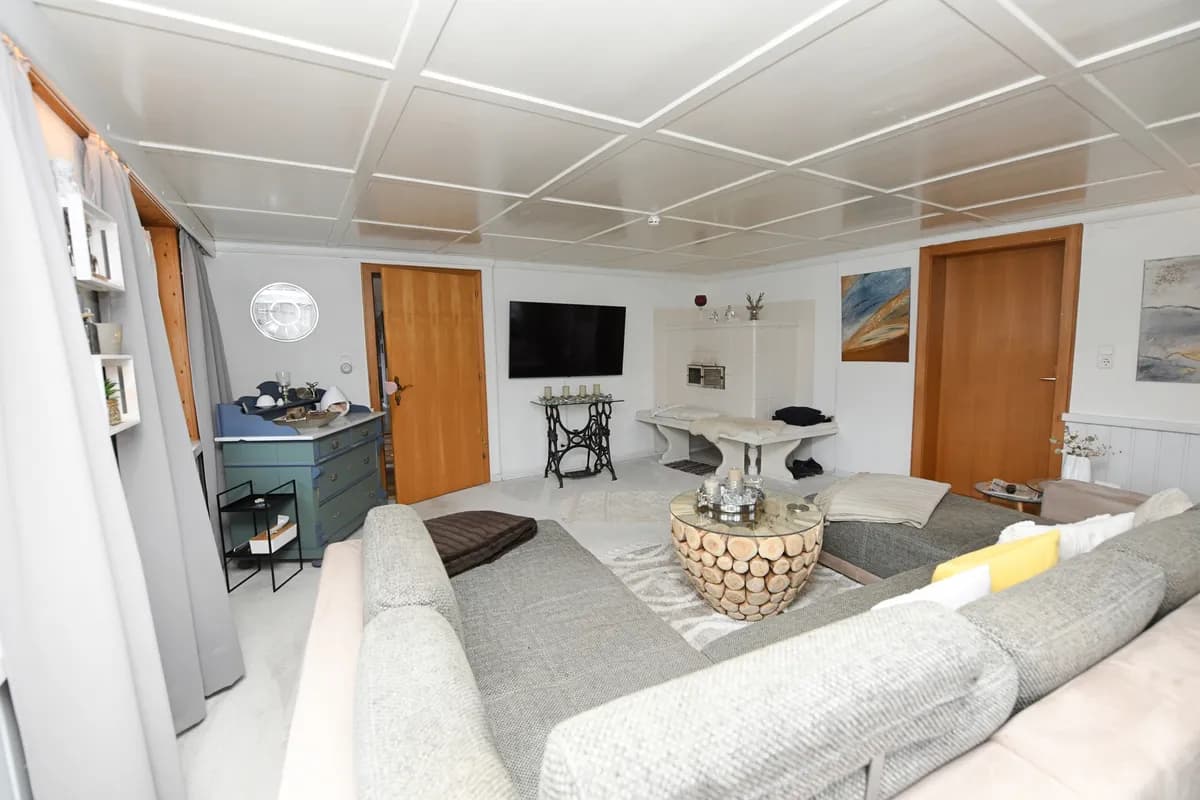 8-Zimmer-Wohnung mieten in Bregenz – 200 m², € 1.550 – Bild 6 von 34