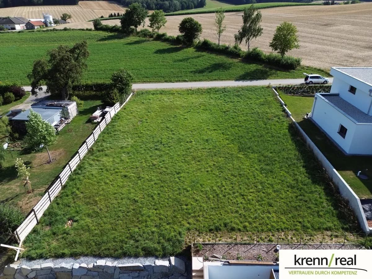 Grundstück kaufen in Wels-Land – 1 000 m², € 199.000