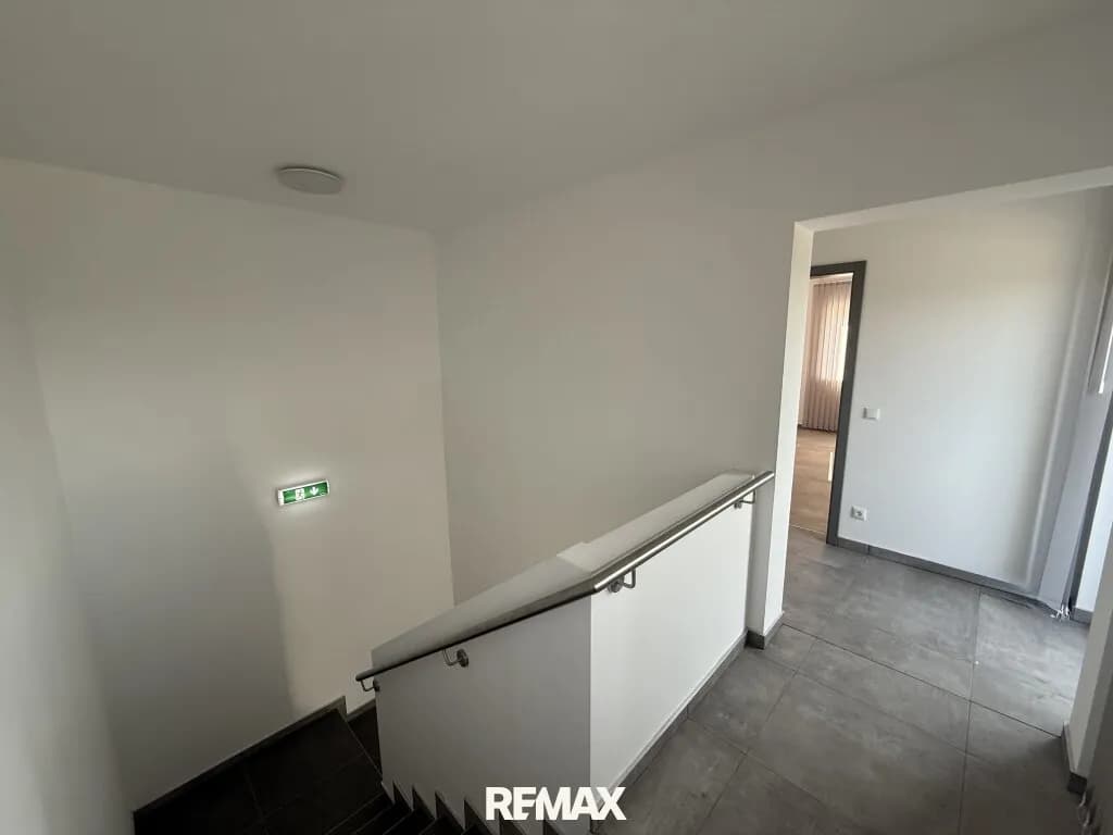 5-Zimmer-Gewerbeimmobilie mieten in Neusiedl am See – 121 m², € 1.580 – Bild 4 von 11