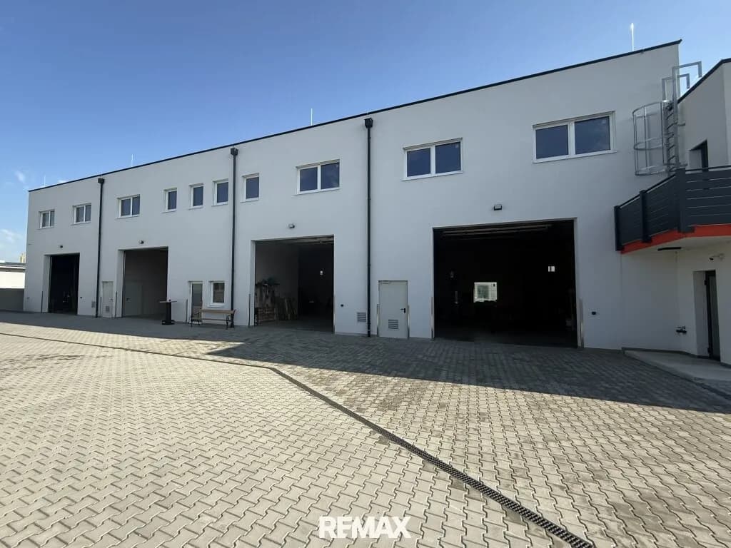 Gewerbeimmobilie mieten in Neusiedl am See – 94 m², € 1.974