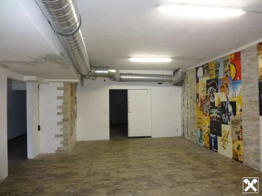 Gewerbeimmobilie mieten in Neunkirchen – 150 m², € 1.500 – Bild 7 von 9