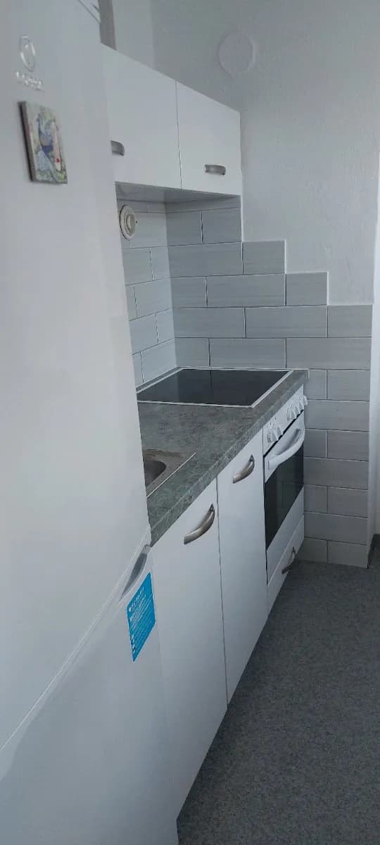 3-Zimmer-Wohnung mieten in Kufstein – 48 m², € 800 – Bild 3 von 6