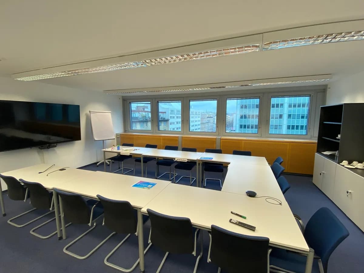 Gewerbeimmobilie mieten in Wien – 300 m², € 5.766