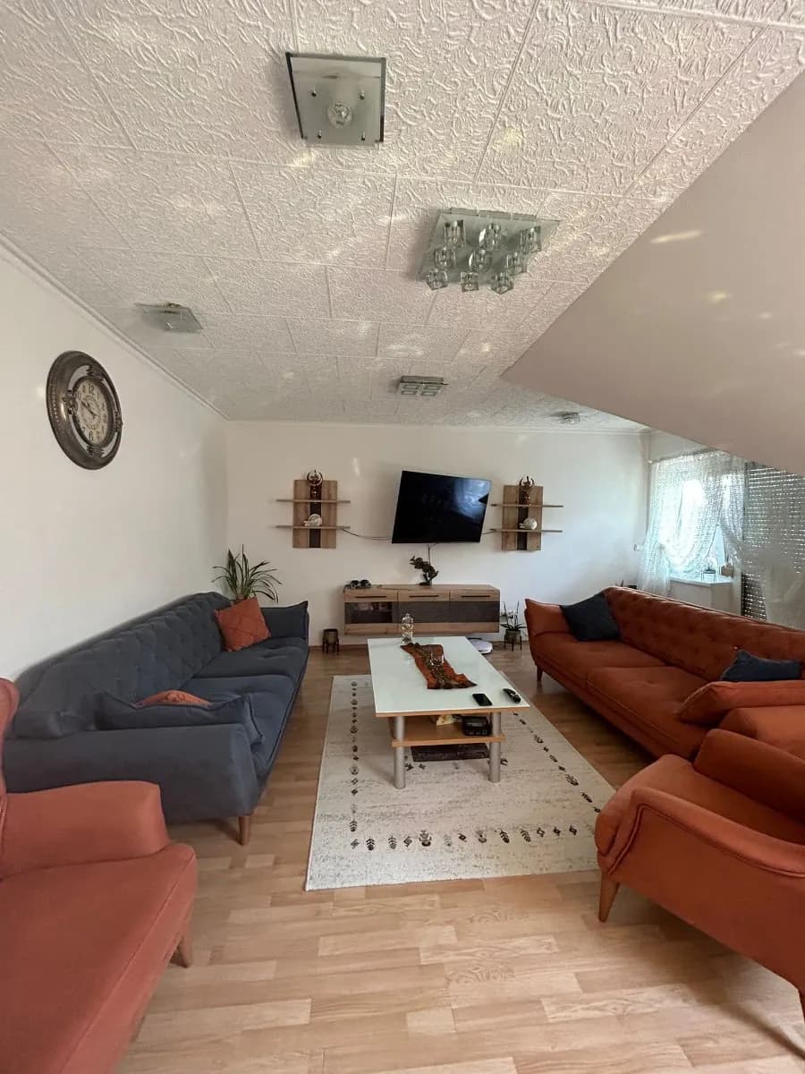 4-Zimmer-Wohnung kaufen in Vöcklabruck – 96 m², € 230.000