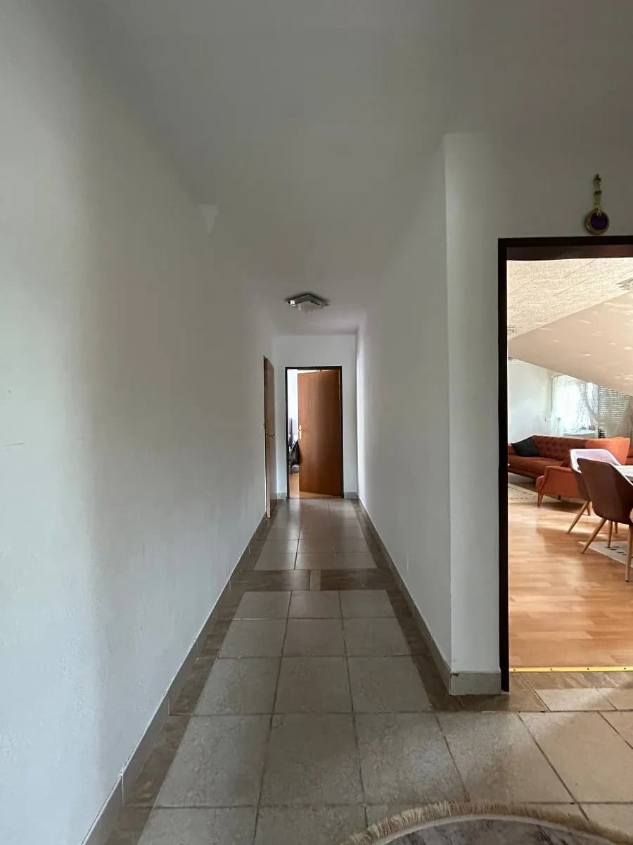 4-Zimmer-Wohnung kaufen in Vöcklabruck – 96 m², € 230.000 – Bild 3 von 17
