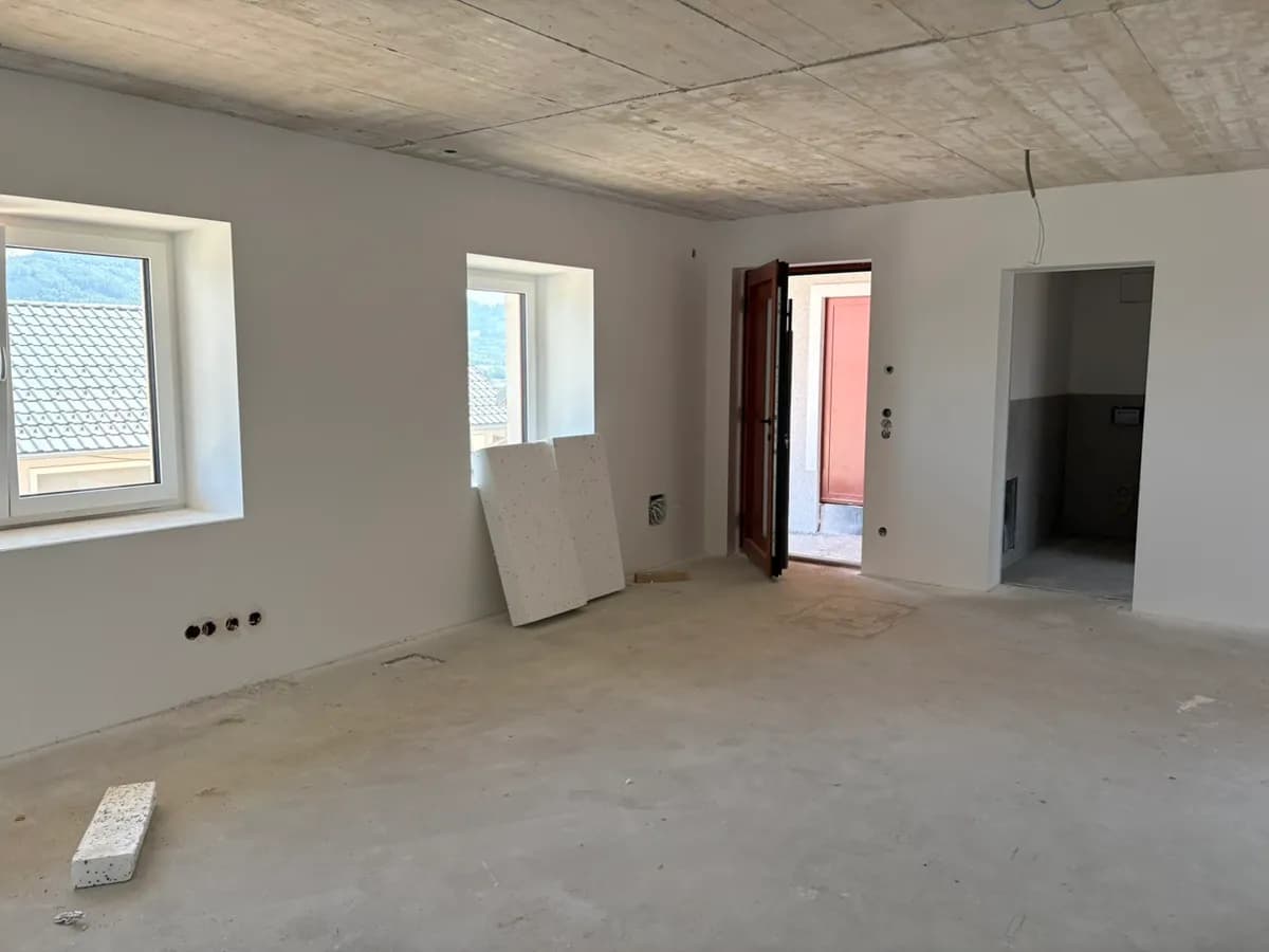 2-Zimmer-Gewerbeimmobilie mieten in Kirchdorf an der Krems – 58 m², € 755 – Bild 2 von 5