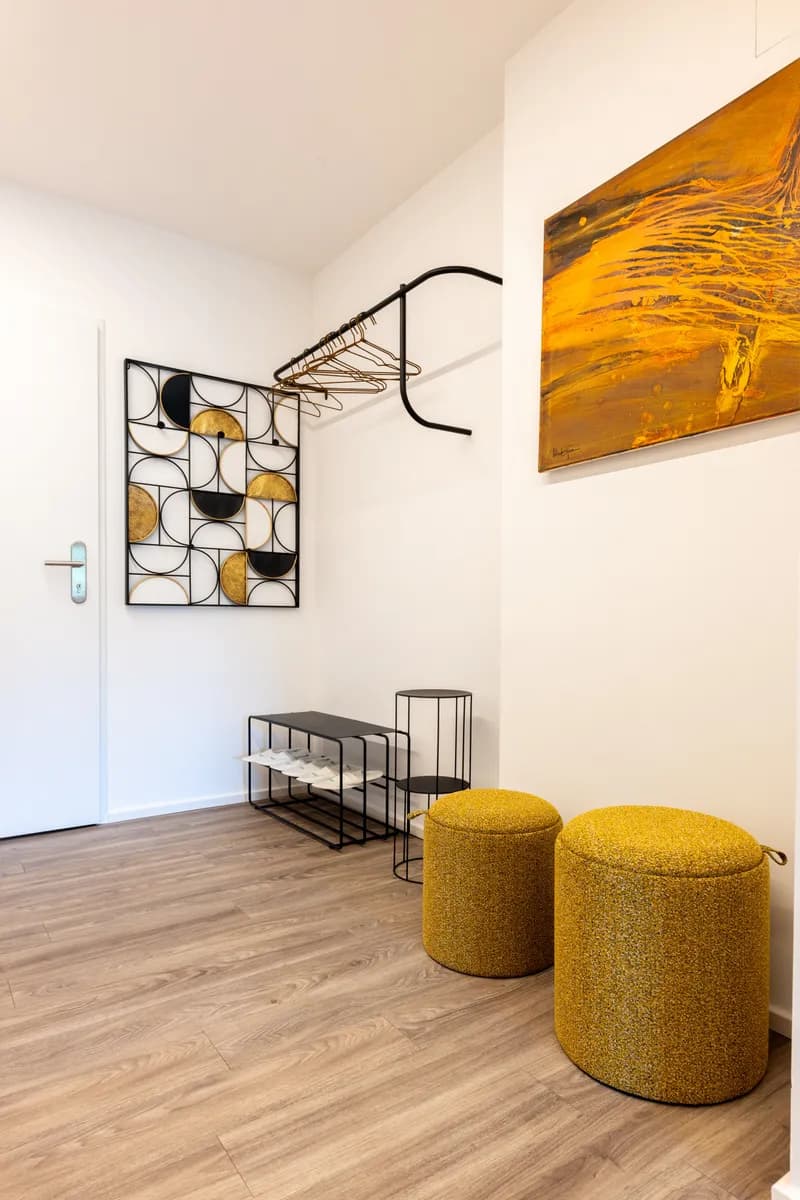 4-Zimmer-Wohnung mieten in Vöcklabruck – 107 m², € 3.740 – Bild 7 von 20