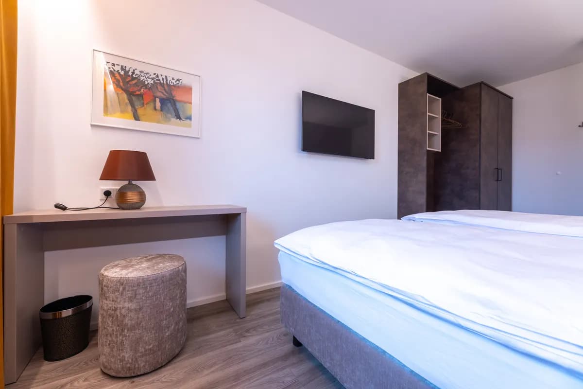 4-Zimmer-Wohnung mieten in Vöcklabruck – 107 m², € 3.740 – Bild 11 von 20