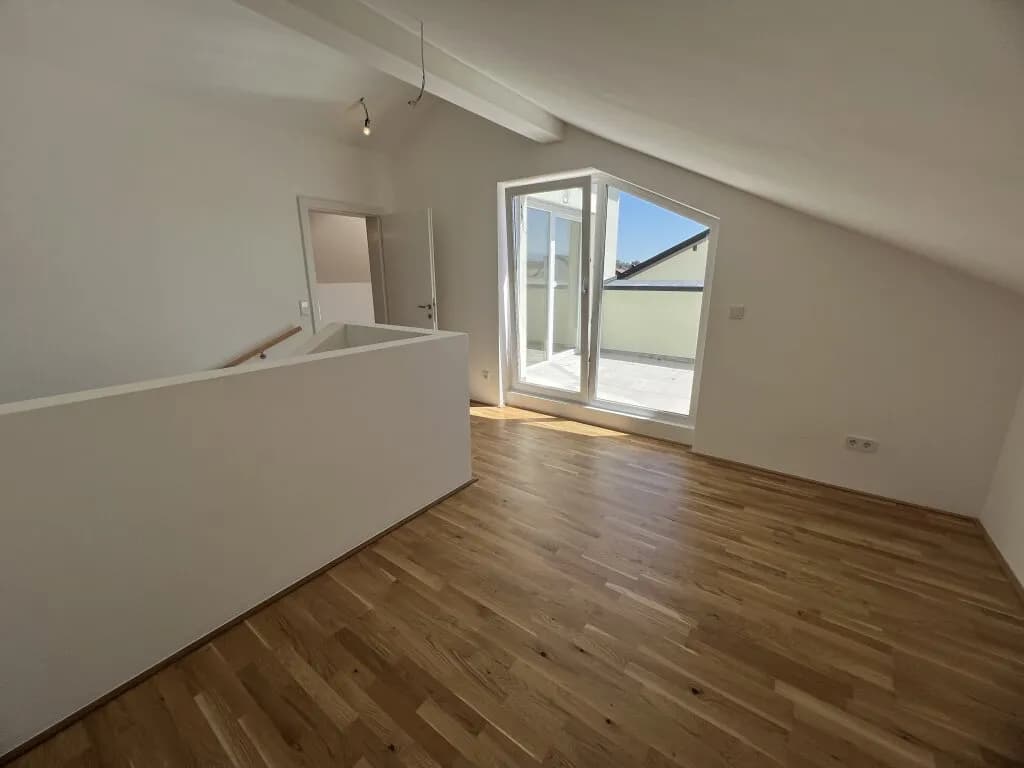 6-Zimmer-Haus mieten in Vöcklabruck – 128,14 m², € 1.650 – Bild 9 von 19