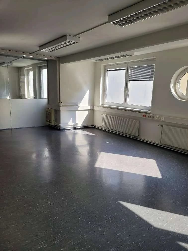 6-Zimmer-Gewerbeimmobilie mieten in Wien – 219 m², € 3.616 – Bild 7 von 23