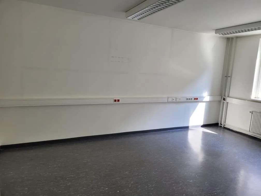 6-Zimmer-Gewerbeimmobilie mieten in Wien – 219 m², € 3.616 – Bild 9 von 23