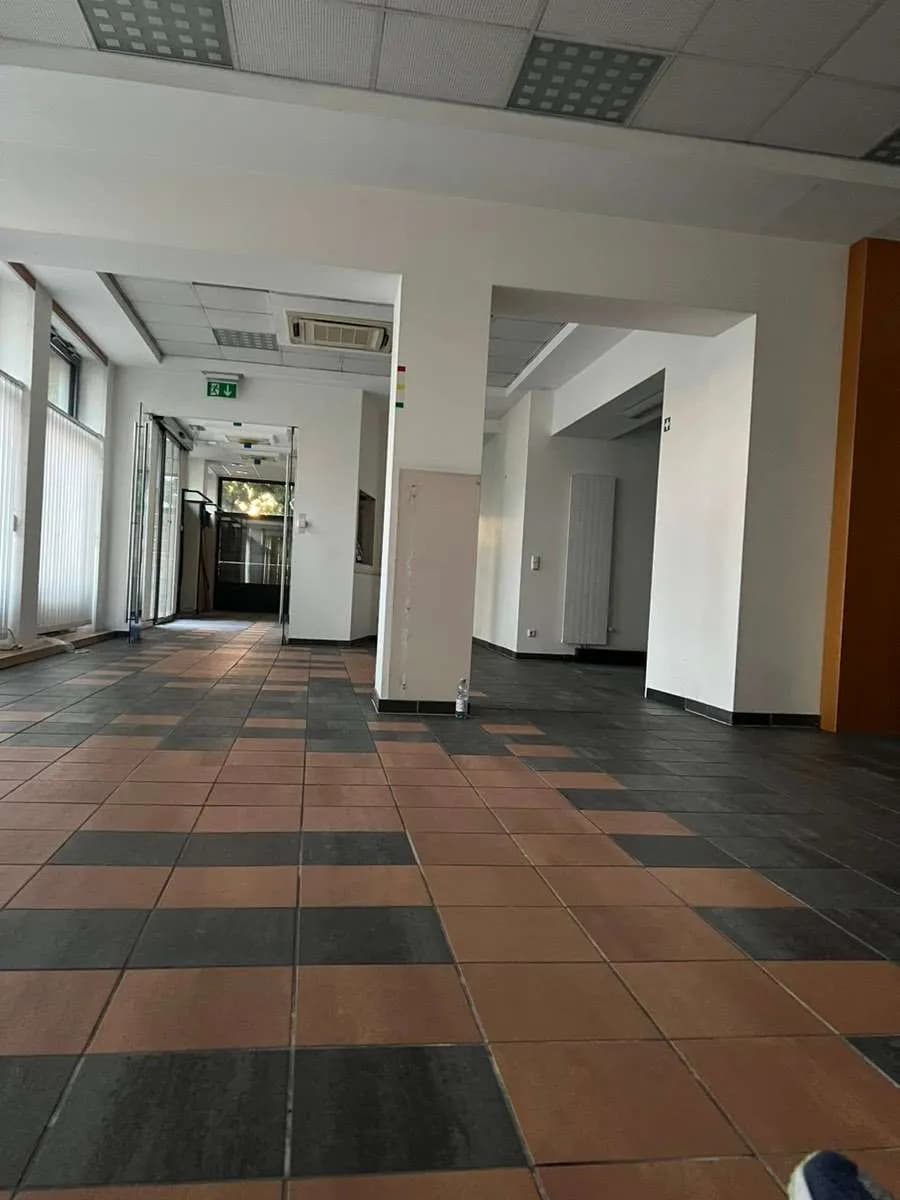 5-Zimmer-Gewerbeimmobilie mieten in Linz – 300 m² – Bild 5 von 17