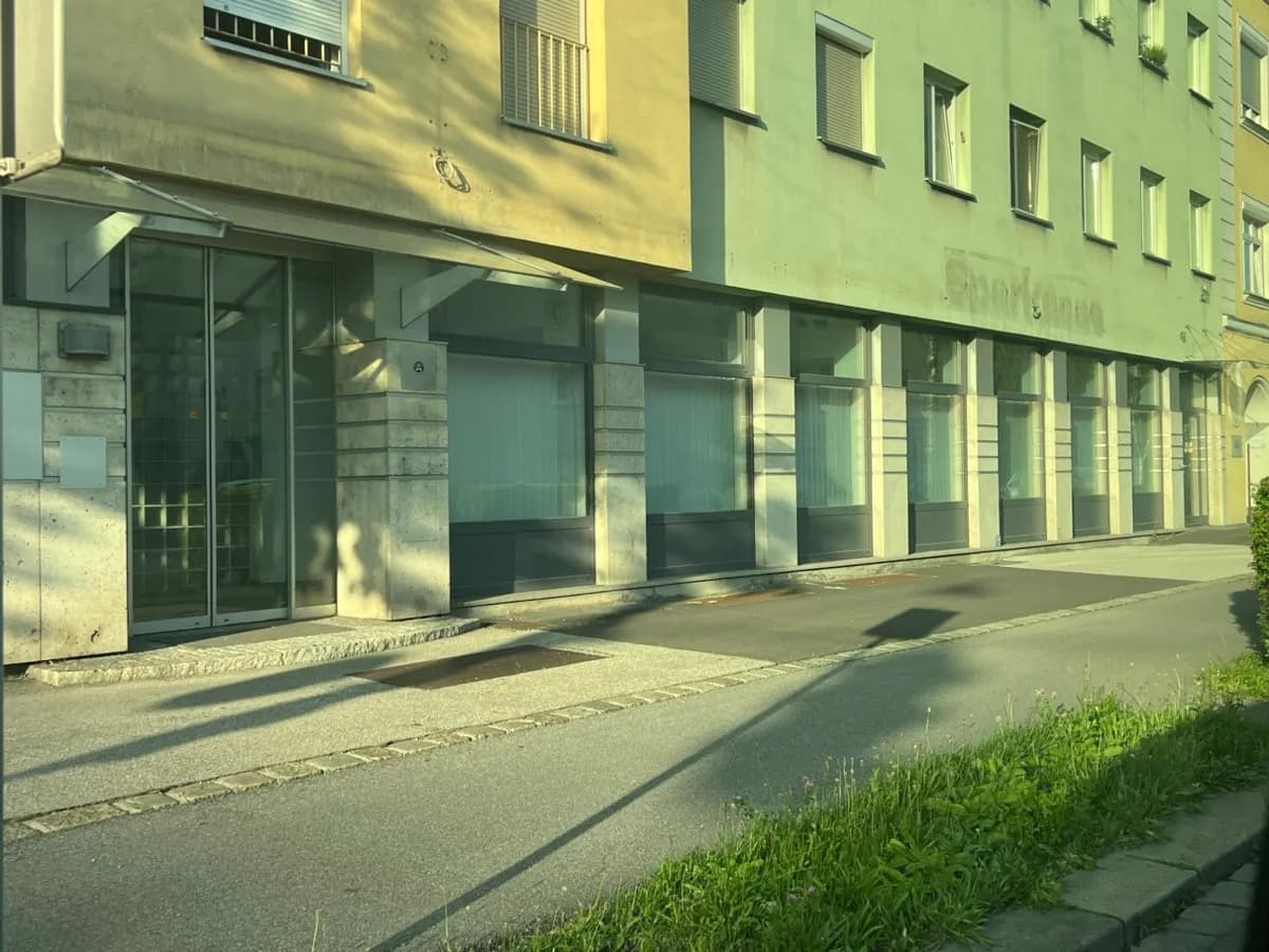 5-Zimmer-Gewerbeimmobilie mieten in Linz – 300 m² – Bild 12 von 17