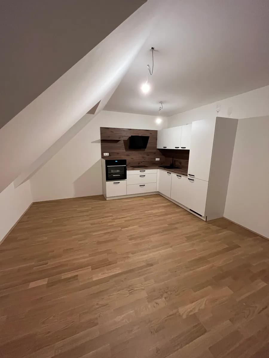 3-Zimmer-Wohnung mieten in Graz-Umgebung – 63 m², € 836 – Bild 2 von 7