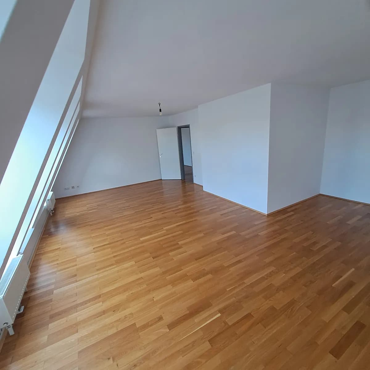 Wohnung mieten in Wien – 102,39 m², € 1.390