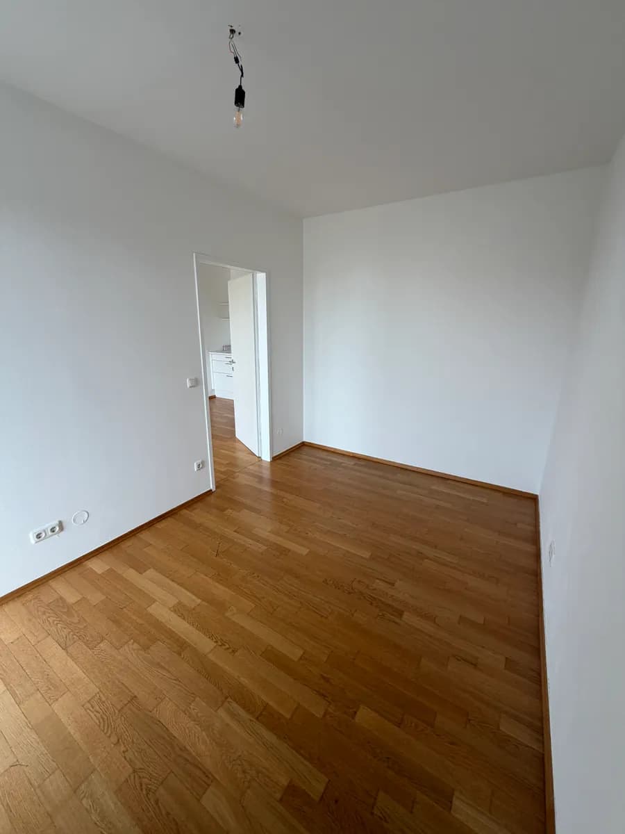 2-Zimmer-Wohnung mieten in Wels – 42 m², € 772 – Bild 9 von 13