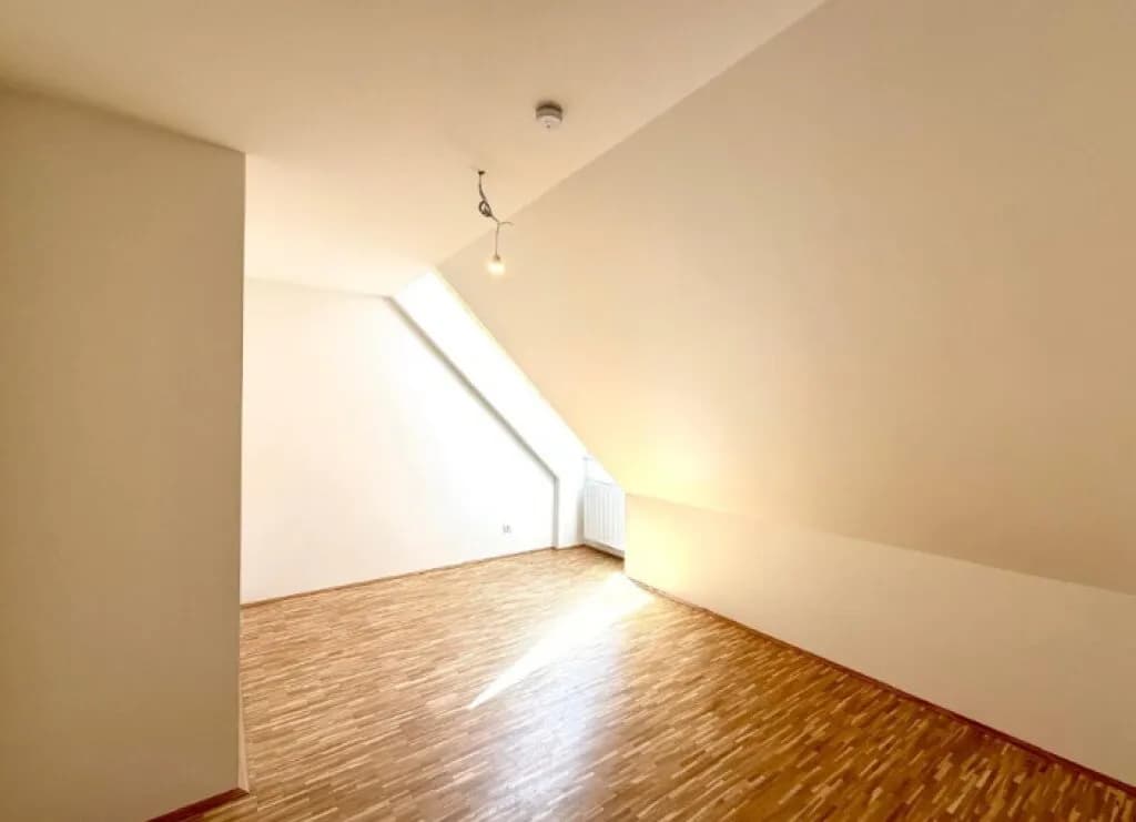 2-Zimmer-Wohnung mieten in Graz – 73 m², € 998 – Bild 3 von 6