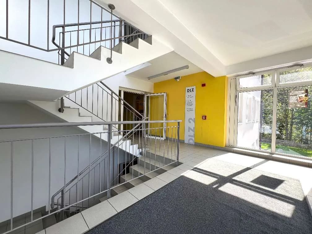 2-Zimmer-Gewerbeimmobilie kaufen in Kitzbühel – 116 m², € 5.900 – Bild 1 von 19