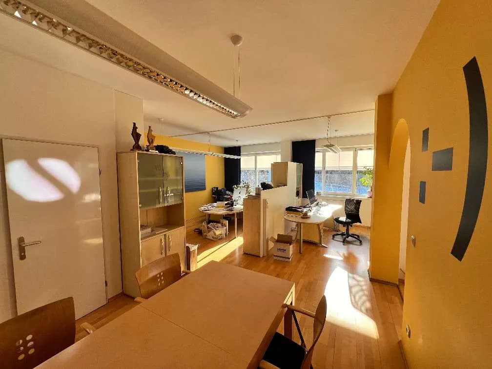 2-Zimmer-Gewerbeimmobilie kaufen in Kitzbühel – 116 m², € 5.900 – Bild 6 von 19
