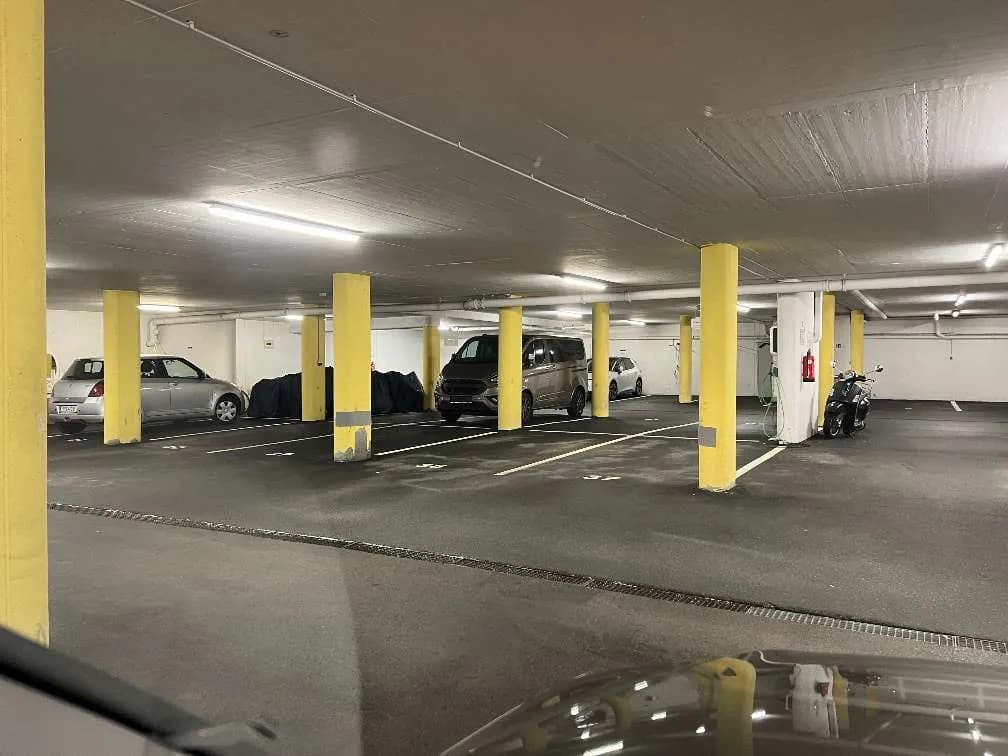 2-Zimmer-Gewerbeimmobilie kaufen in Kitzbühel – 116 m², € 5.900 – Bild 18 von 19