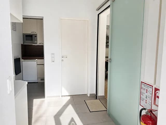 1-Zimmer-Gewerbeimmobilie mieten in Graz – 18 m², € 280 – Bild 2 von 3