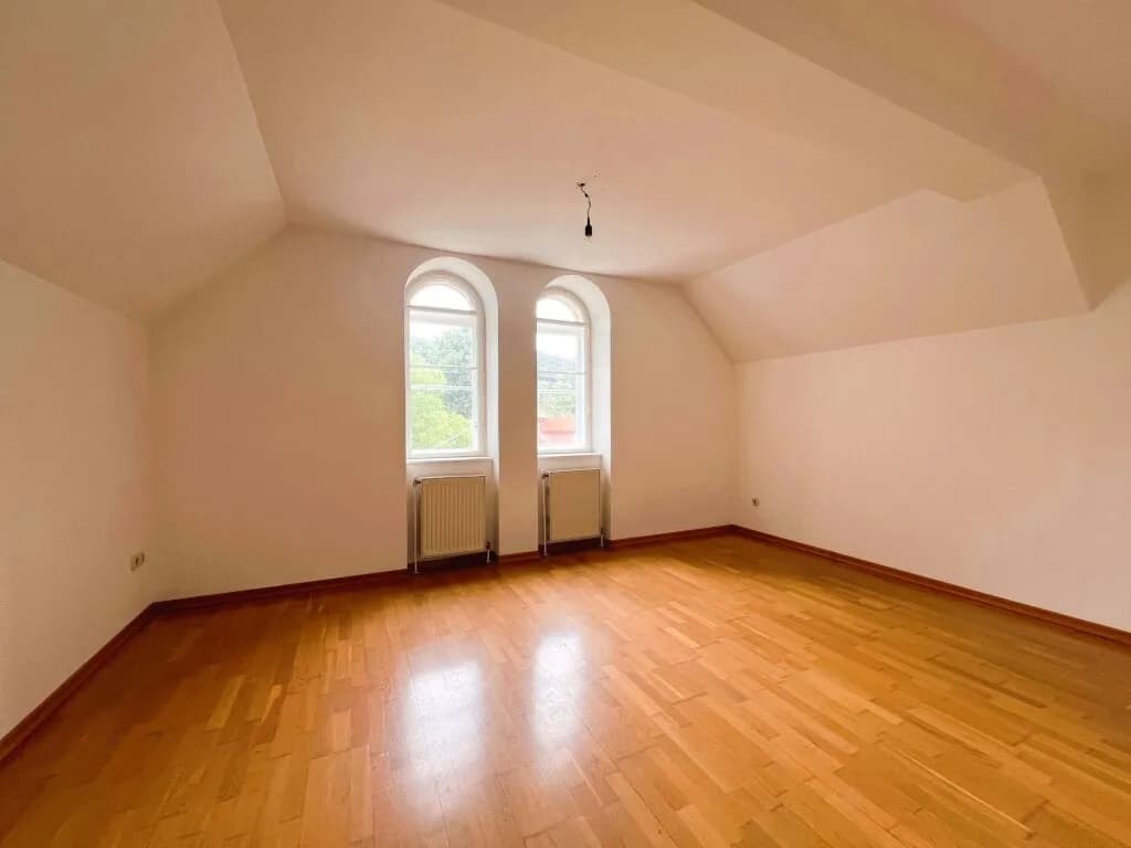 2-Zimmer-Wohnung mieten in Baden – 69,4 m², € 654 – Bild 2 von 13