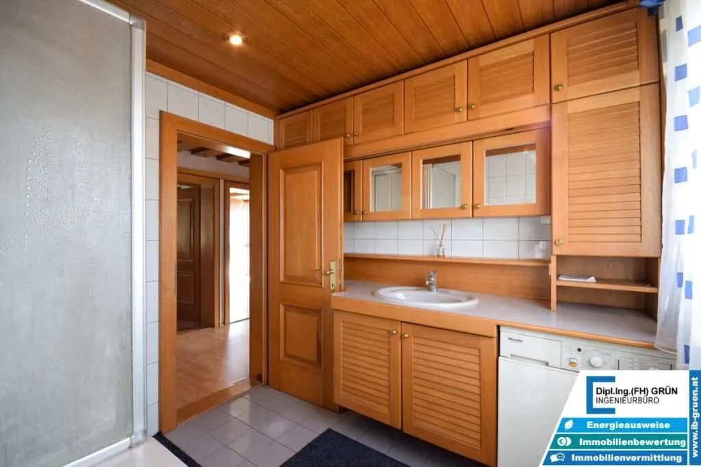 16-Zimmer-Immobilie mieten in Vöcklabruck – 480 m², € 12.828 – Bild 32 von 44