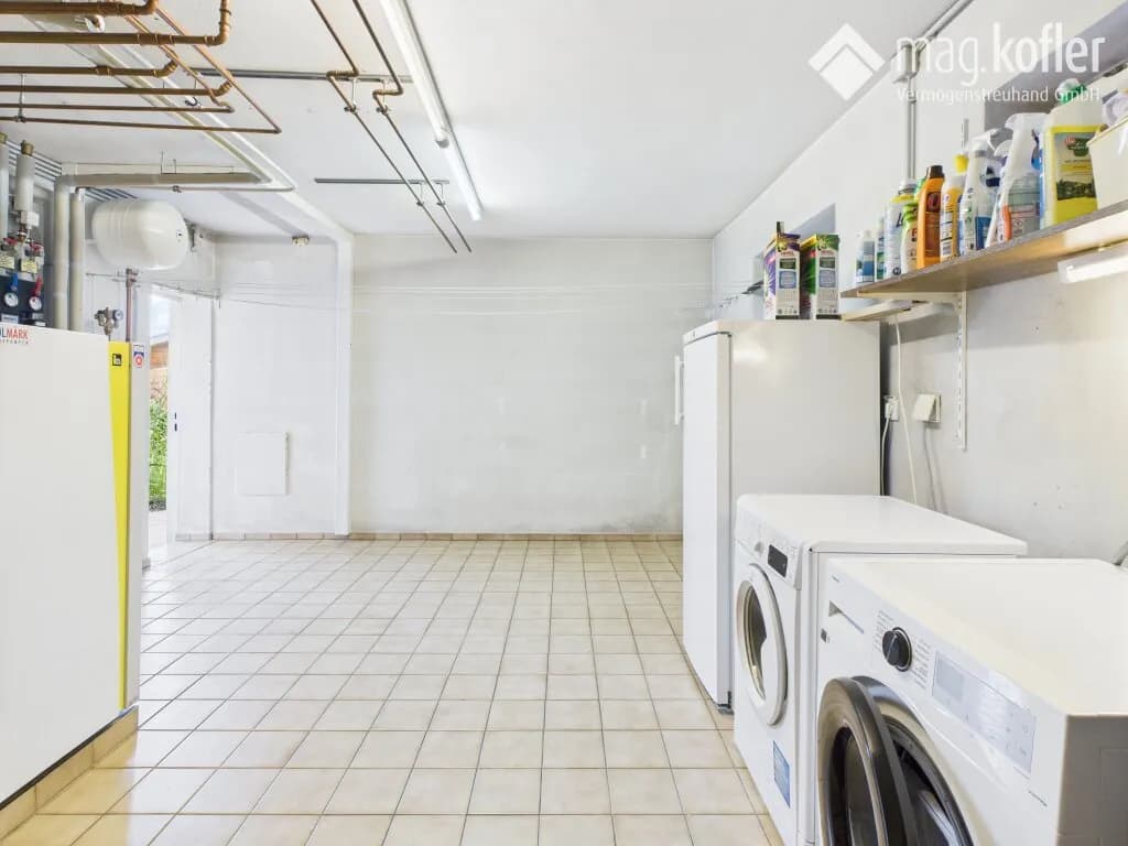 8-Zimmer-Gewerbeimmobilie kaufen in Feldkirch – 200 m², € 1.200.000 – Bild 38 von 42